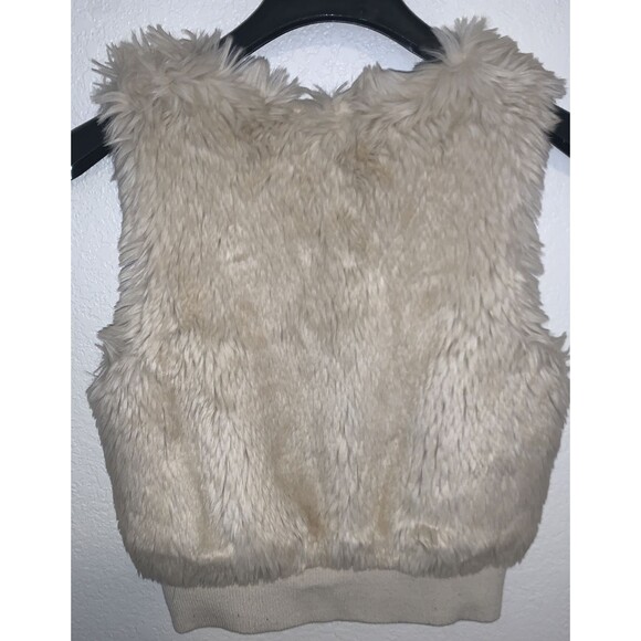 H&M Divided Faux Fur Beige Vest size 8 - Picture 10 of 10